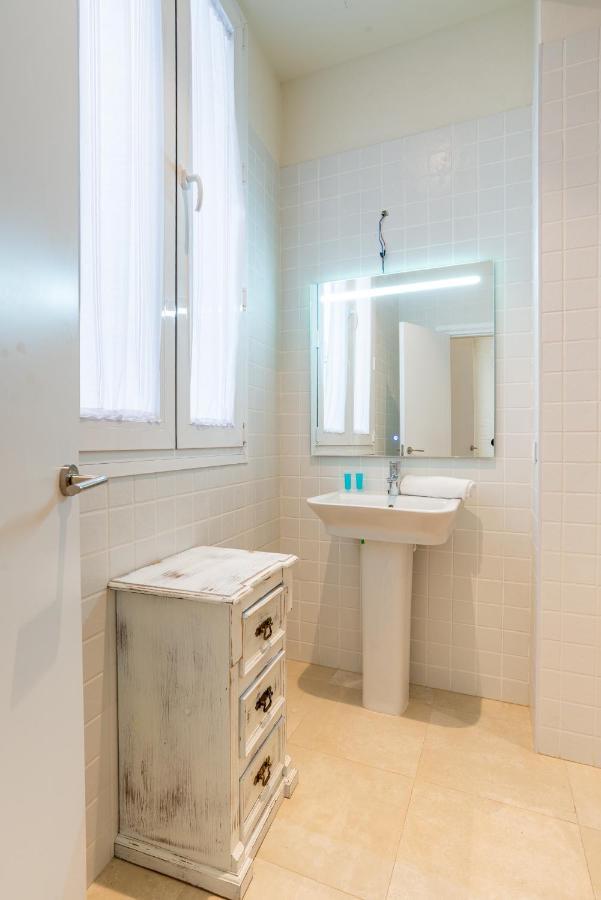 Urbe 10 Carreteria 1 Bedroom Apartment Málaga Esterno foto
