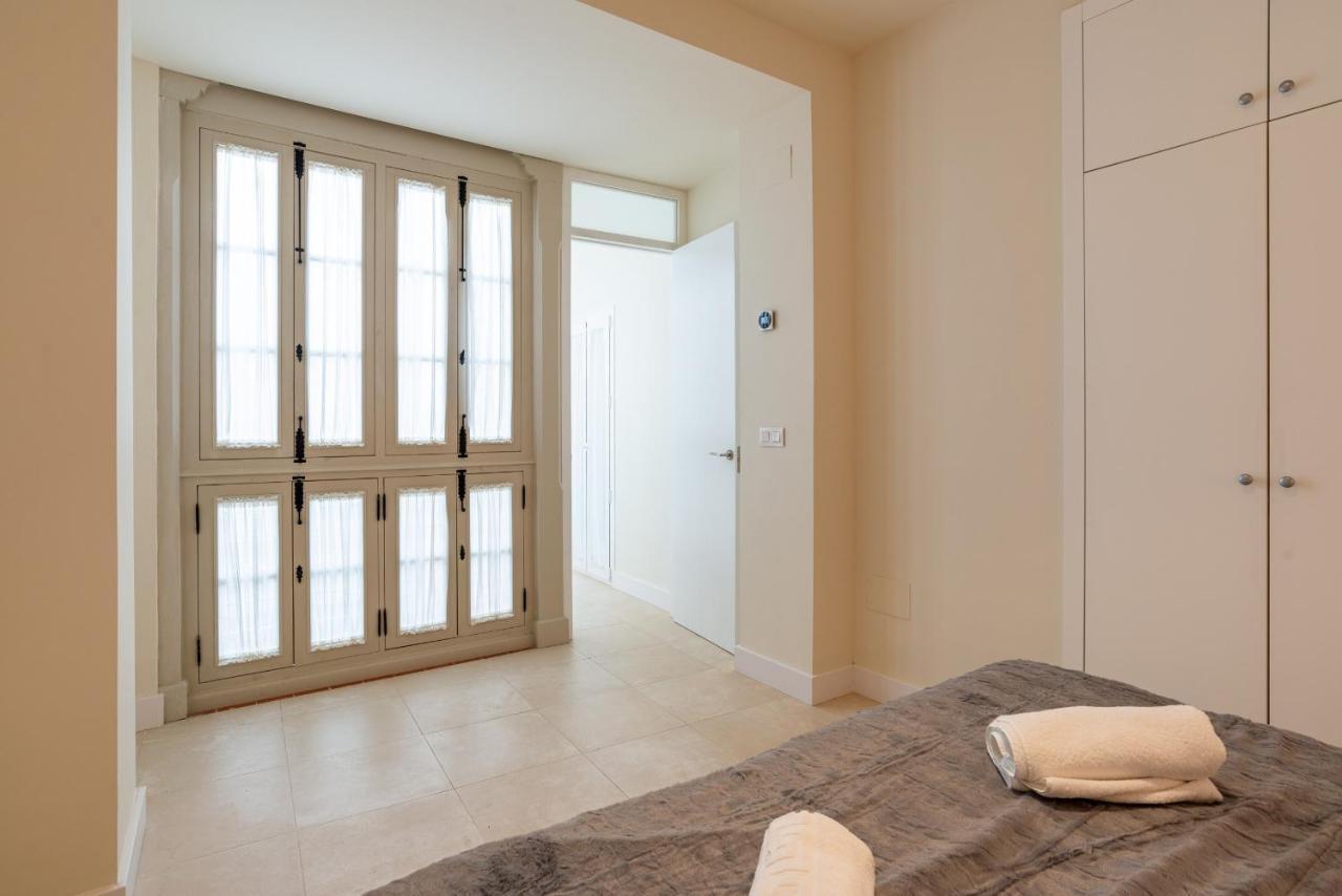 Urbe 10 Carreteria 1 Bedroom Apartment Málaga Esterno foto