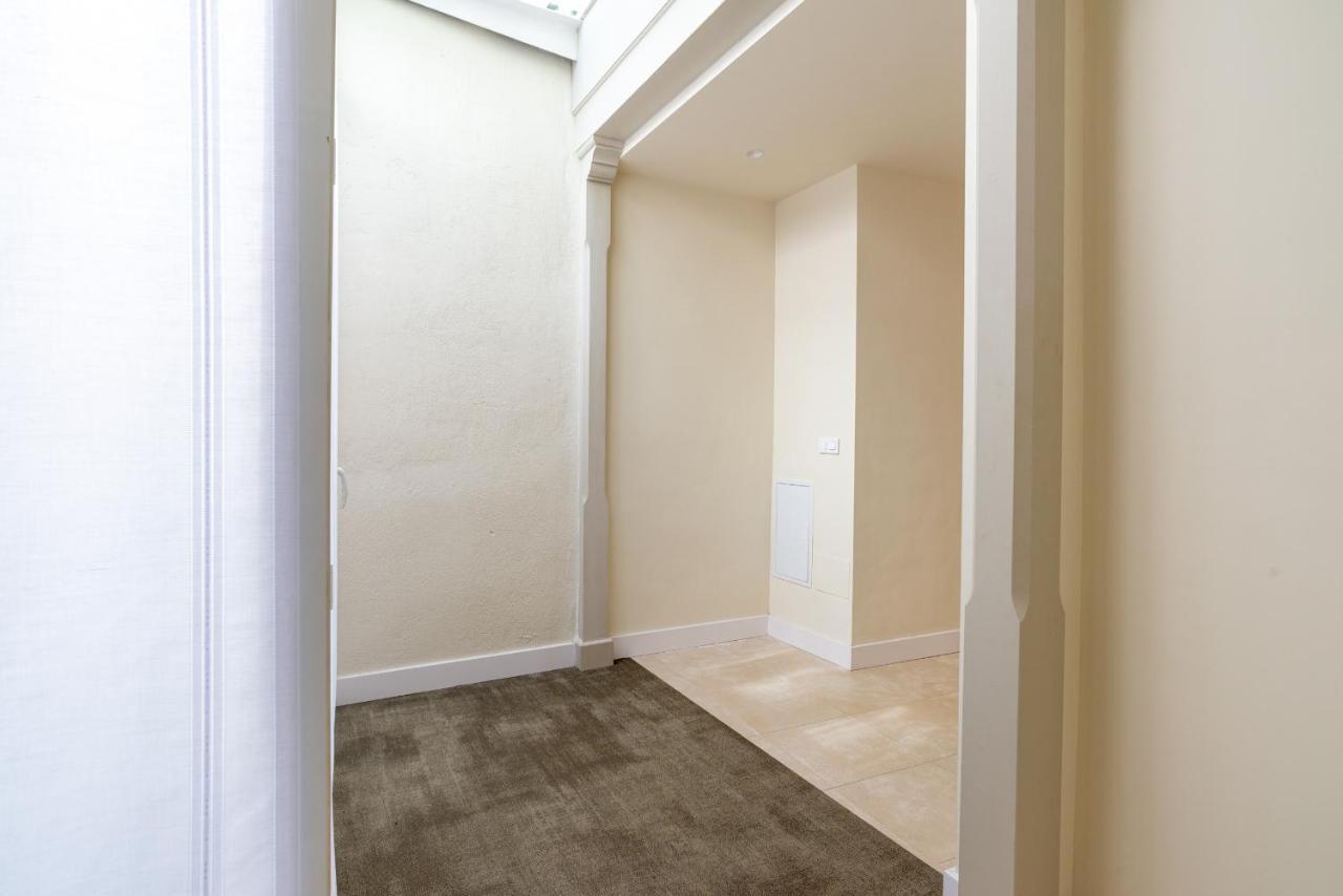 Urbe 10 Carreteria 1 Bedroom Apartment Málaga Esterno foto